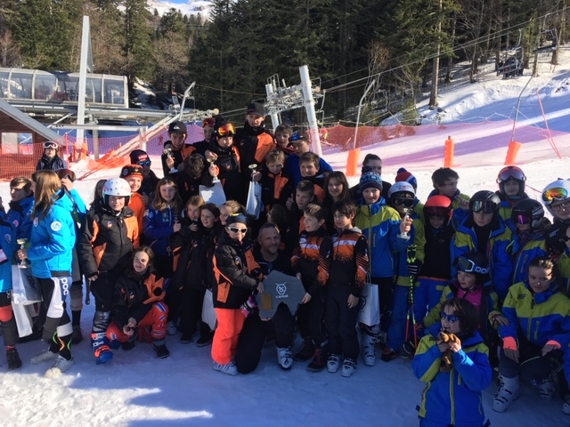 Le Trophée Cantal Shop en partance pour BESSE
